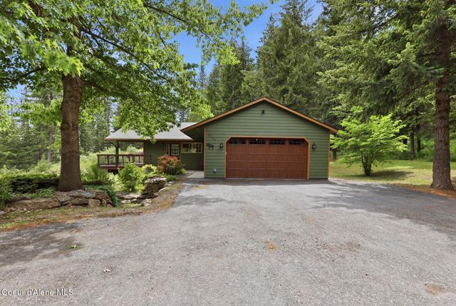 8766 W Barrett Dr, Rathdrum, ID 83858