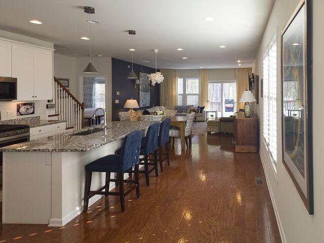 59 Brooksmont Dr 59, Holliston, MA 01746