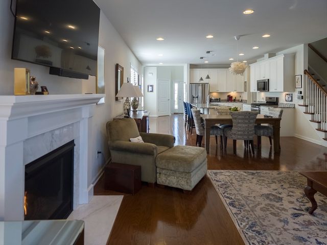 59 Brooksmont Dr 59, Holliston, MA 01746