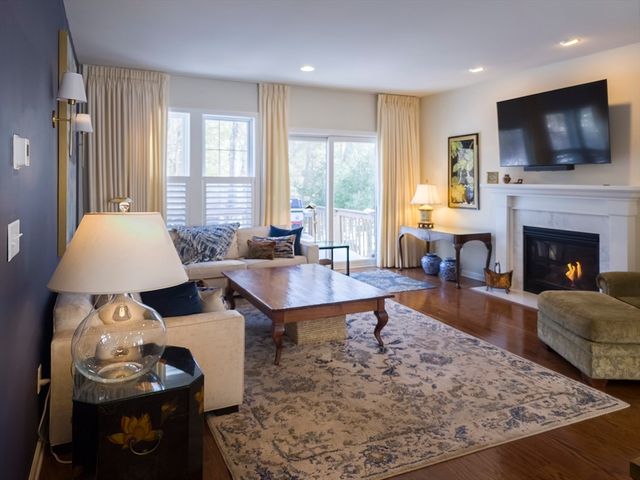 59 Brooksmont Dr 59, Holliston, MA 01746