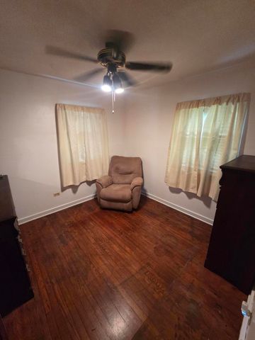 840 175th Street, Hammond, IN 46324