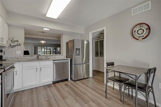 7864 PLAYA DEL REY COURT 7864, Jacksonville, FL 32256