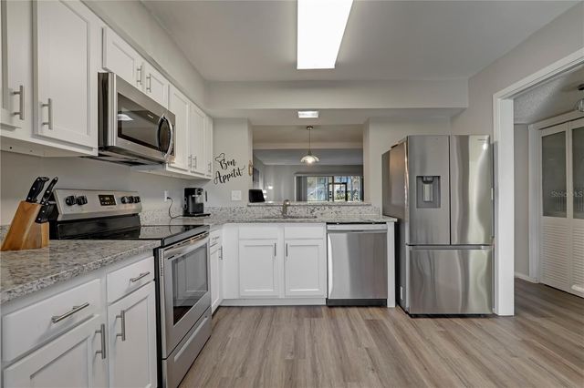 7864 PLAYA DEL REY COURT 7864, Jacksonville, FL 32256