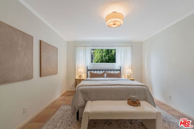 837 N West Knoll Drive 109, West Hollywood, CA 90069