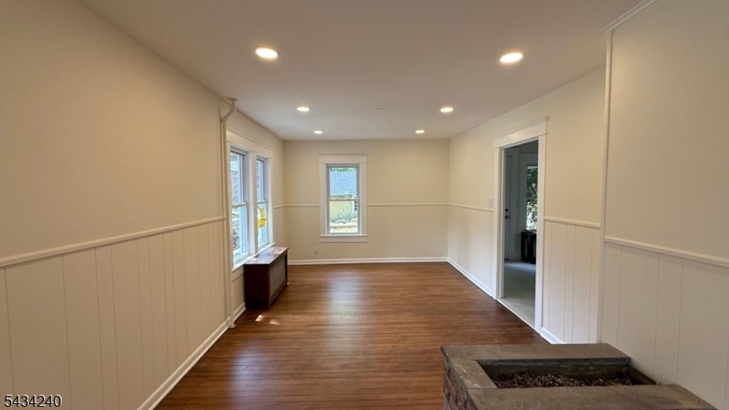 62 Madison St, Newton Town, NJ 07860 — photo 4