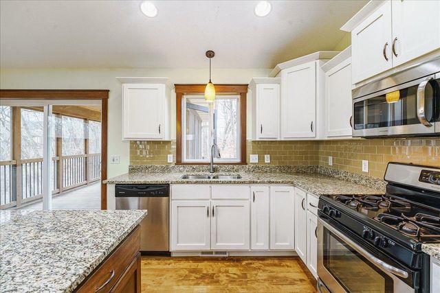 7507 Taylor Drive, Savage, MN 55378