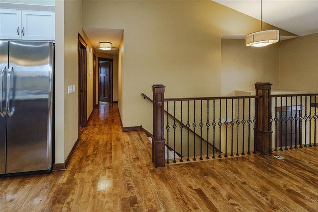 7507 Taylor Drive, Savage, MN 55378