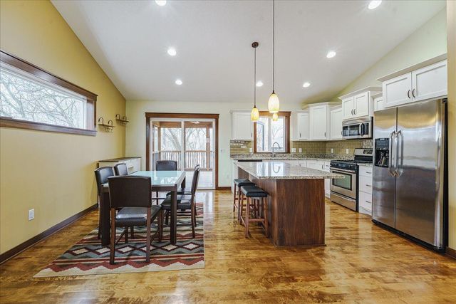 7507 Taylor Drive, Savage, MN 55378