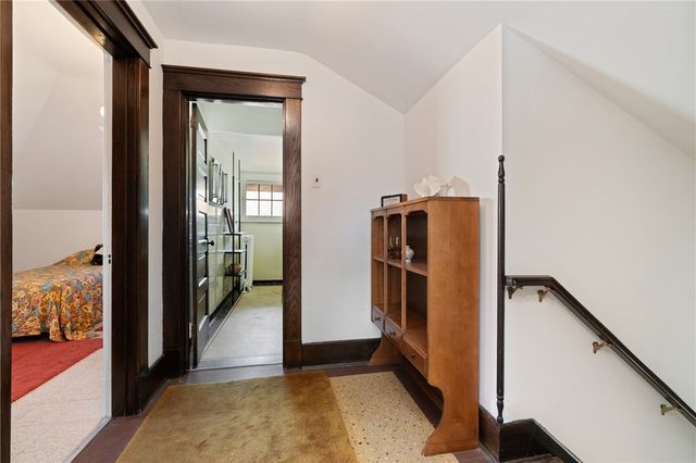 5809 Ferree St, Squirrel Hill, PA 15217