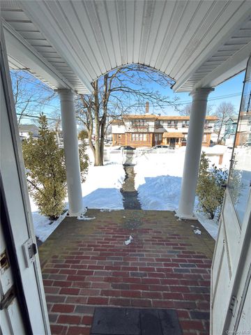 48 Church Street, Patchogue, NY 11772