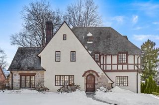 20 Lockwood Road, Scarsdale, NY 10583