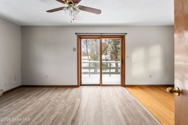 196 Conqua Lane, Rotterdam, NY 12306