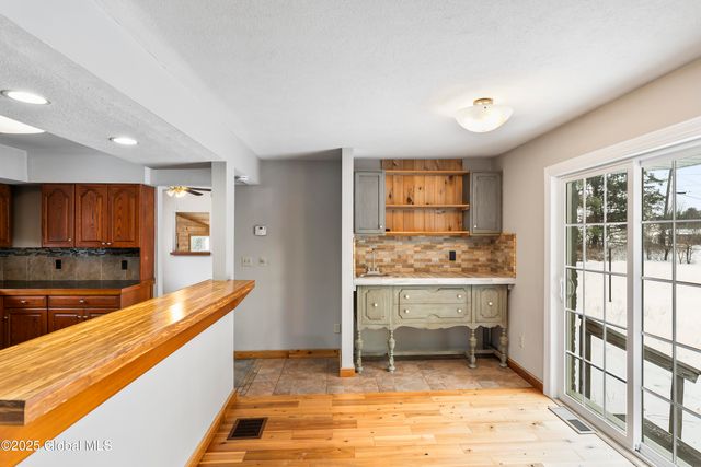 196 Conqua Lane, Rotterdam, NY 12306
