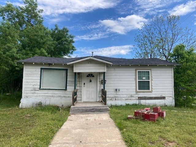2434 S 9th Street, Waco, TX 76706