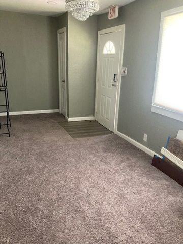 2434 S 9th Street, Waco, TX 76706