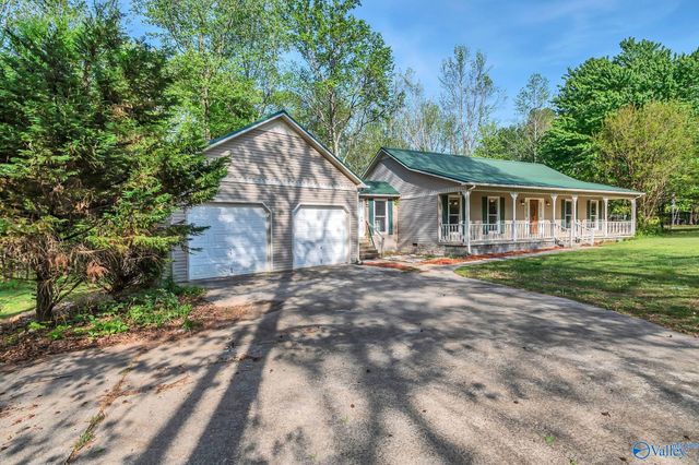 22519 Holt Road, Athens, AL 35613