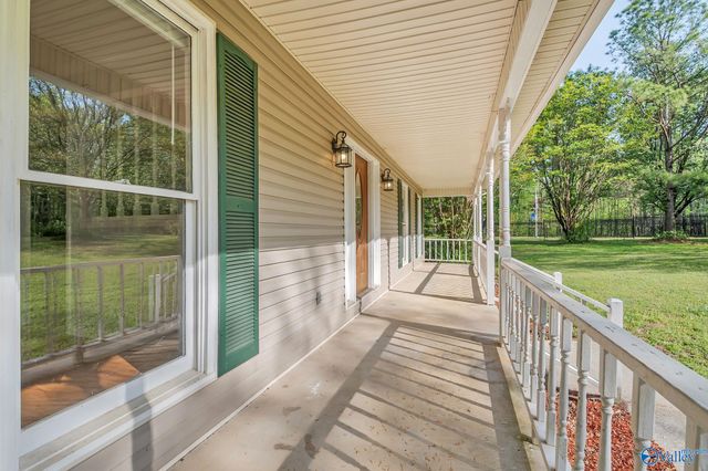 22519 Holt Road, Athens, AL 35613