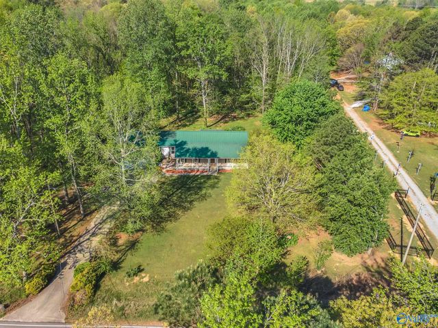 22519 Holt Road, Athens, AL 35613