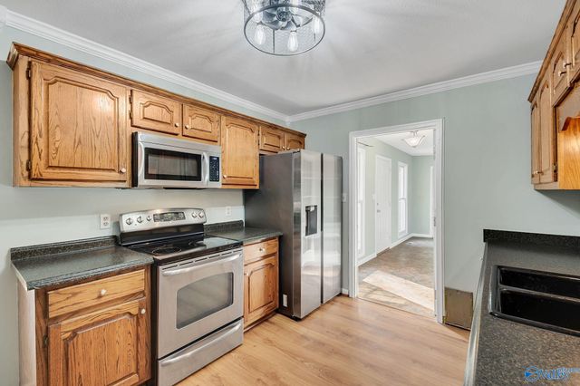 22519 Holt Road, Athens, AL 35613