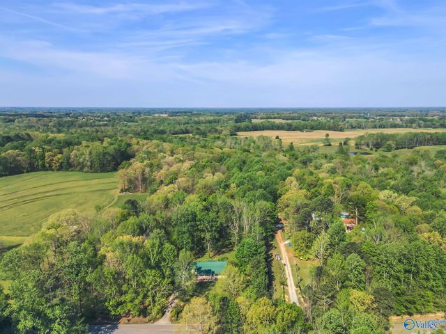 22519 Holt Road, Athens, AL 35613