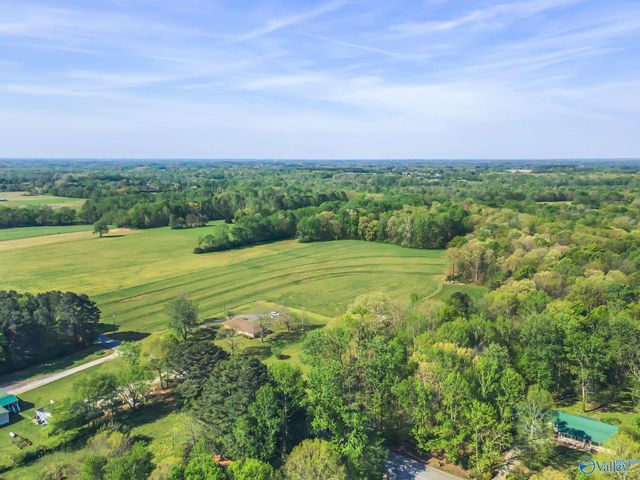 22519 Holt Road, Athens, AL 35613