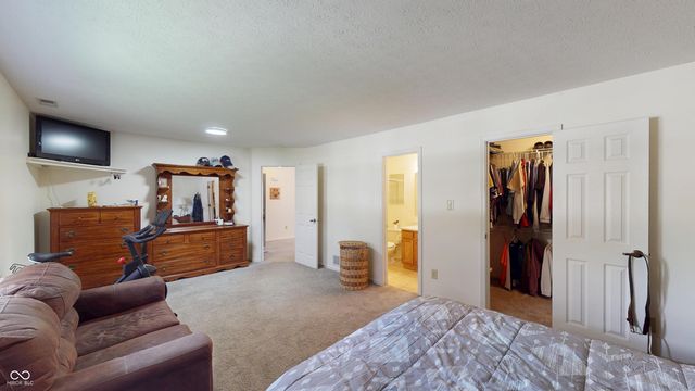 4221 Bay Leaf Circle, Indianapolis, IN 46237