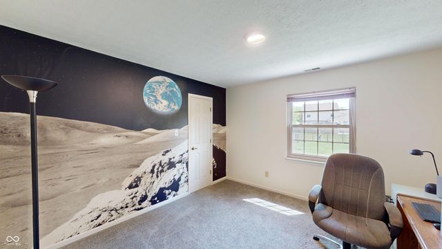 4221 Bay Leaf Circle, Indianapolis, IN 46237