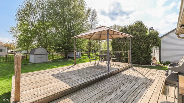 4221 Bay Leaf Circle, Indianapolis, IN 46237