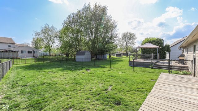 4221 Bay Leaf Circle, Indianapolis, IN 46237