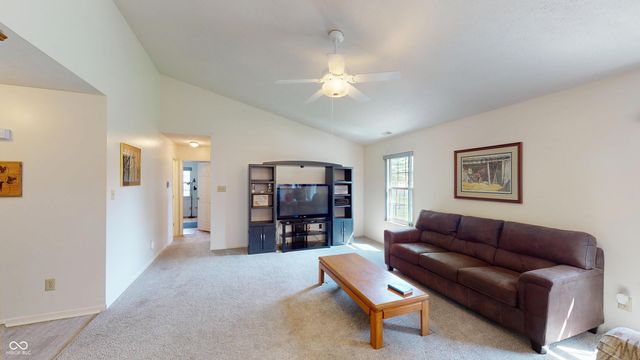 4221 Bay Leaf Circle, Indianapolis, IN 46237