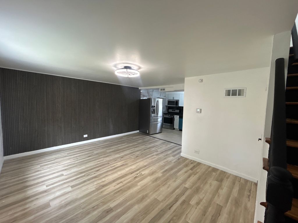 9513 S Merrion Avenue, Chicago, IL 60617 — photo 5