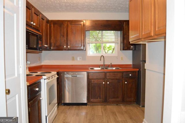160 A&B VFW Drive, Watkinsville, GA 30677