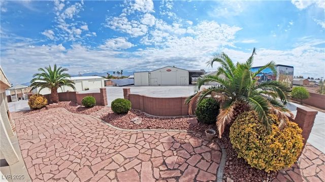 2301 Zephyr Avenue, Pahrump, NV 89048
