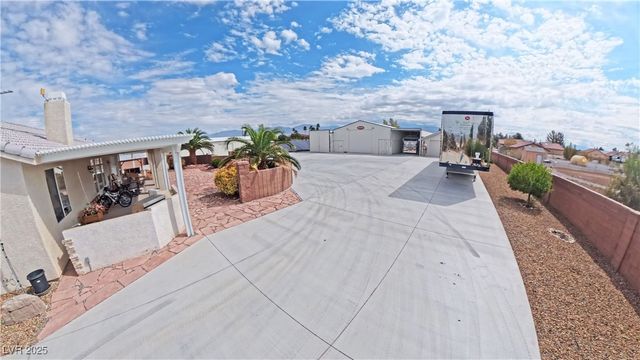 2301 Zephyr Avenue, Pahrump, NV 89048