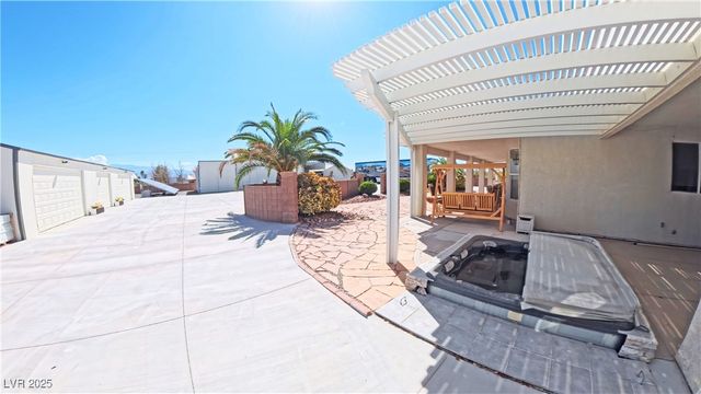 2301 Zephyr Avenue, Pahrump, NV 89048