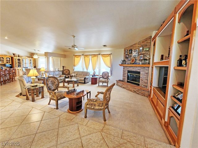 2301 Zephyr Avenue, Pahrump, NV 89048