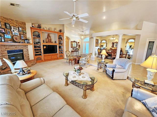 2301 Zephyr Avenue, Pahrump, NV 89048