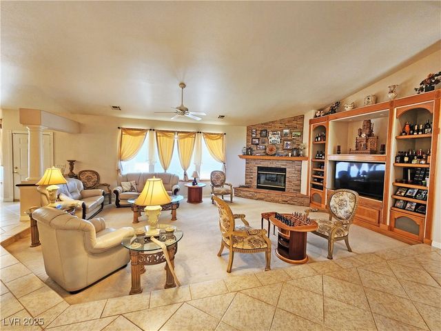 2301 Zephyr Avenue, Pahrump, NV 89048