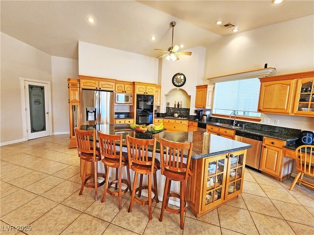 2301 Zephyr Avenue, Pahrump, NV 89048