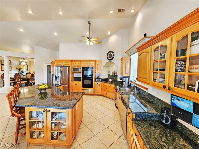 2301 Zephyr Avenue, Pahrump, NV 89048