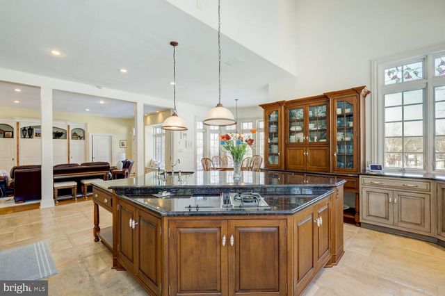 636 BEAN HILL RD, Lancaster, PA 17603