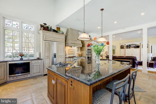 636 BEAN HILL RD, Lancaster, PA 17603