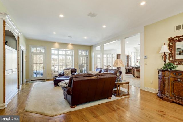 636 BEAN HILL RD, Lancaster, PA 17603