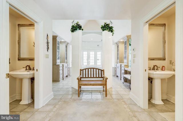 636 BEAN HILL RD, Lancaster, PA 17603