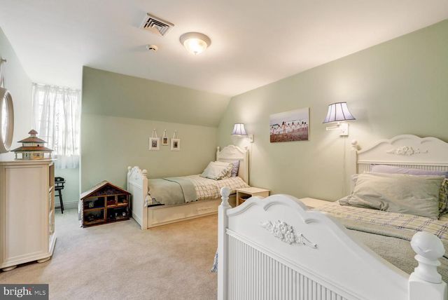 636 BEAN HILL RD, Lancaster, PA 17603