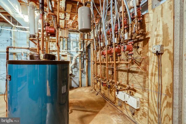 636 BEAN HILL RD, Lancaster, PA 17603