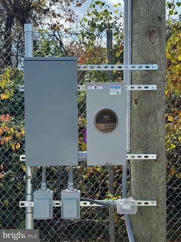 8264 WATERFORD RD, Pasadena, MD 21122