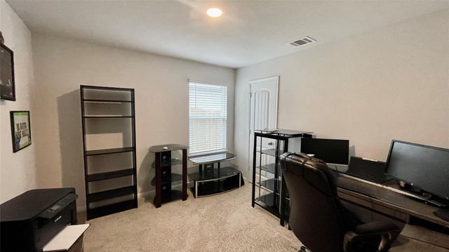 156 Medinah LN, San Marcos, TX 78666