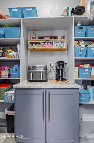 1797 SIDESADDLE Drive, El Paso, TX 79911