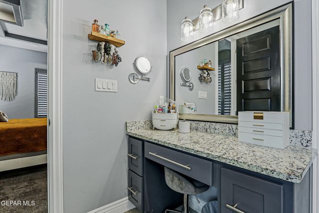 1797 SIDESADDLE Drive, El Paso, TX 79911